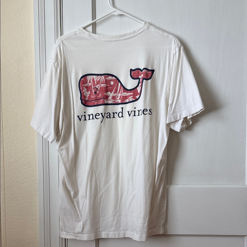 Vineyard Vines White and Red Graphic Pocket Tee